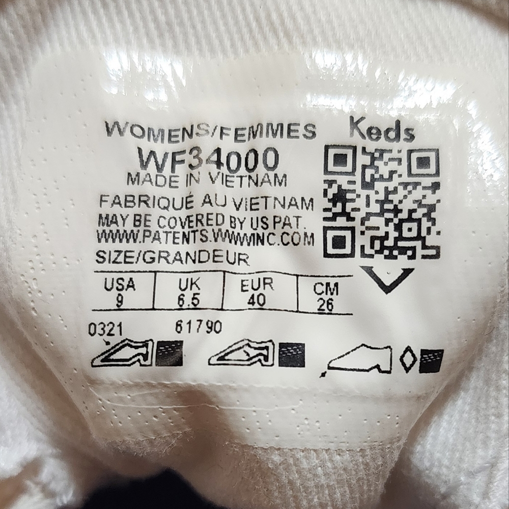 Keds Sneakers Size 9 - Picture 11 of 11